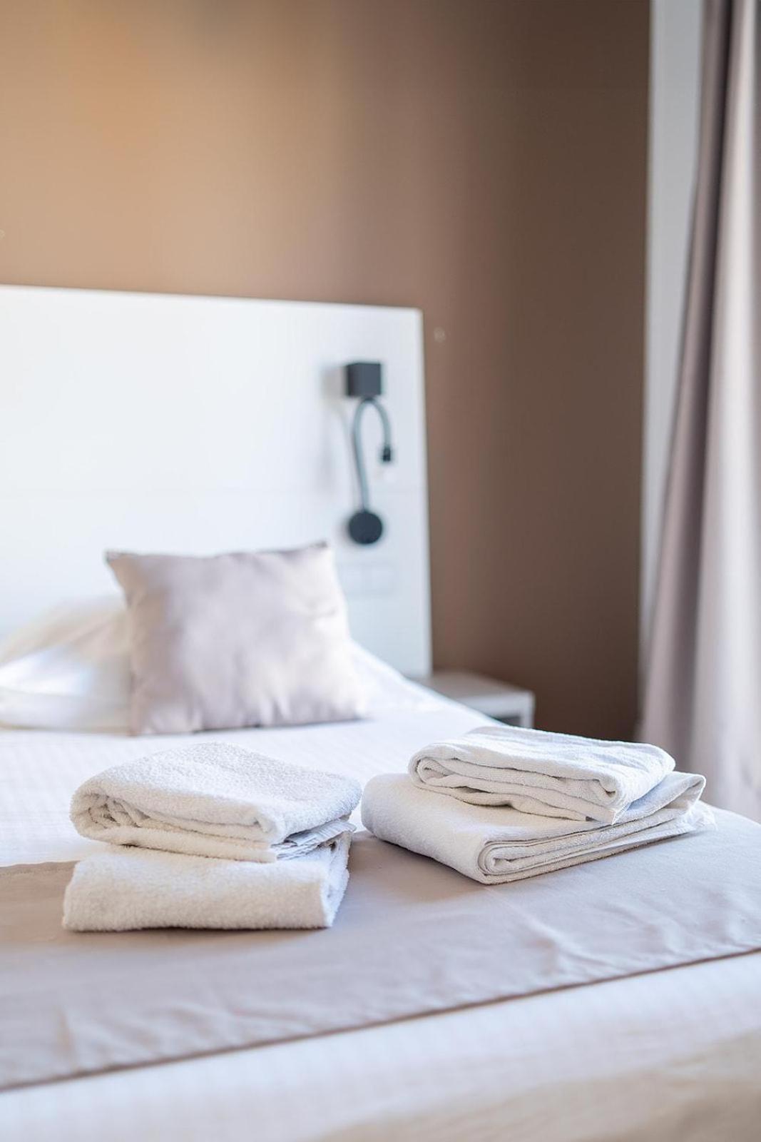 Planet Hotels Blue 埃尔阿雷纳尔 外观 照片